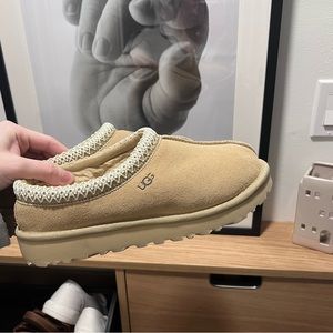 SOLD- UGG Tasman Slipper (Mustard Seed)